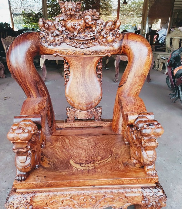 bàn ghế gỗ tay 20